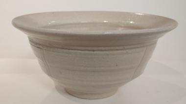 white stoneware bowl